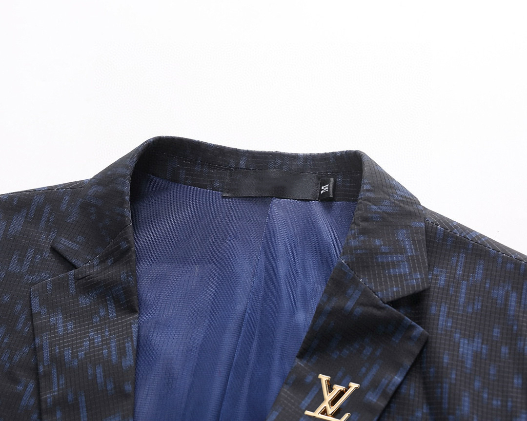 Louis Vuitton Outwear